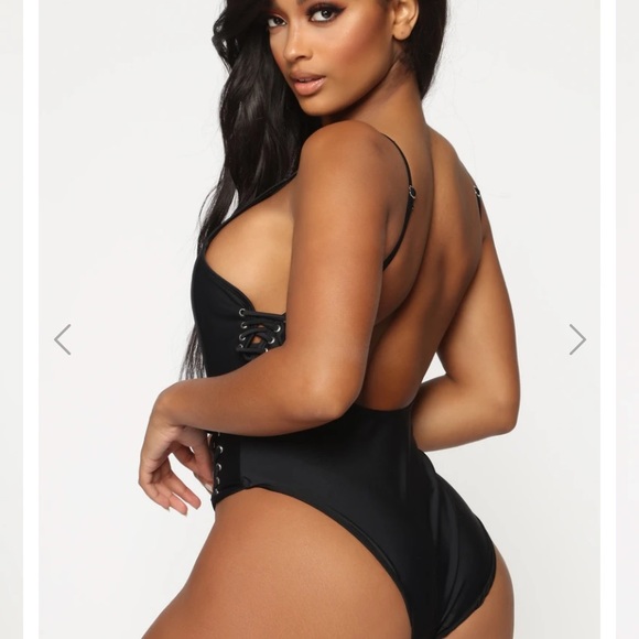 BLACK OPEN BACK BACKLESS STRAPPY LACE UP SWIMSUIT - Picture 4 of 7